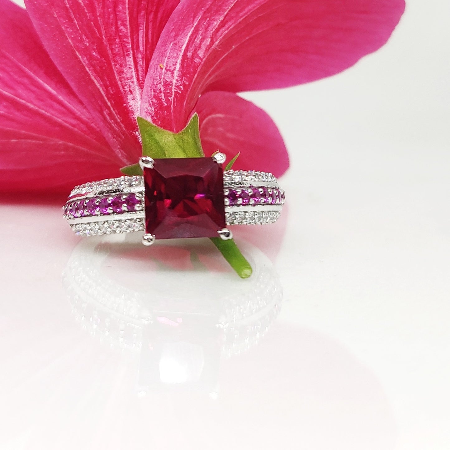 Ruby Quartz 925 Silver Ring