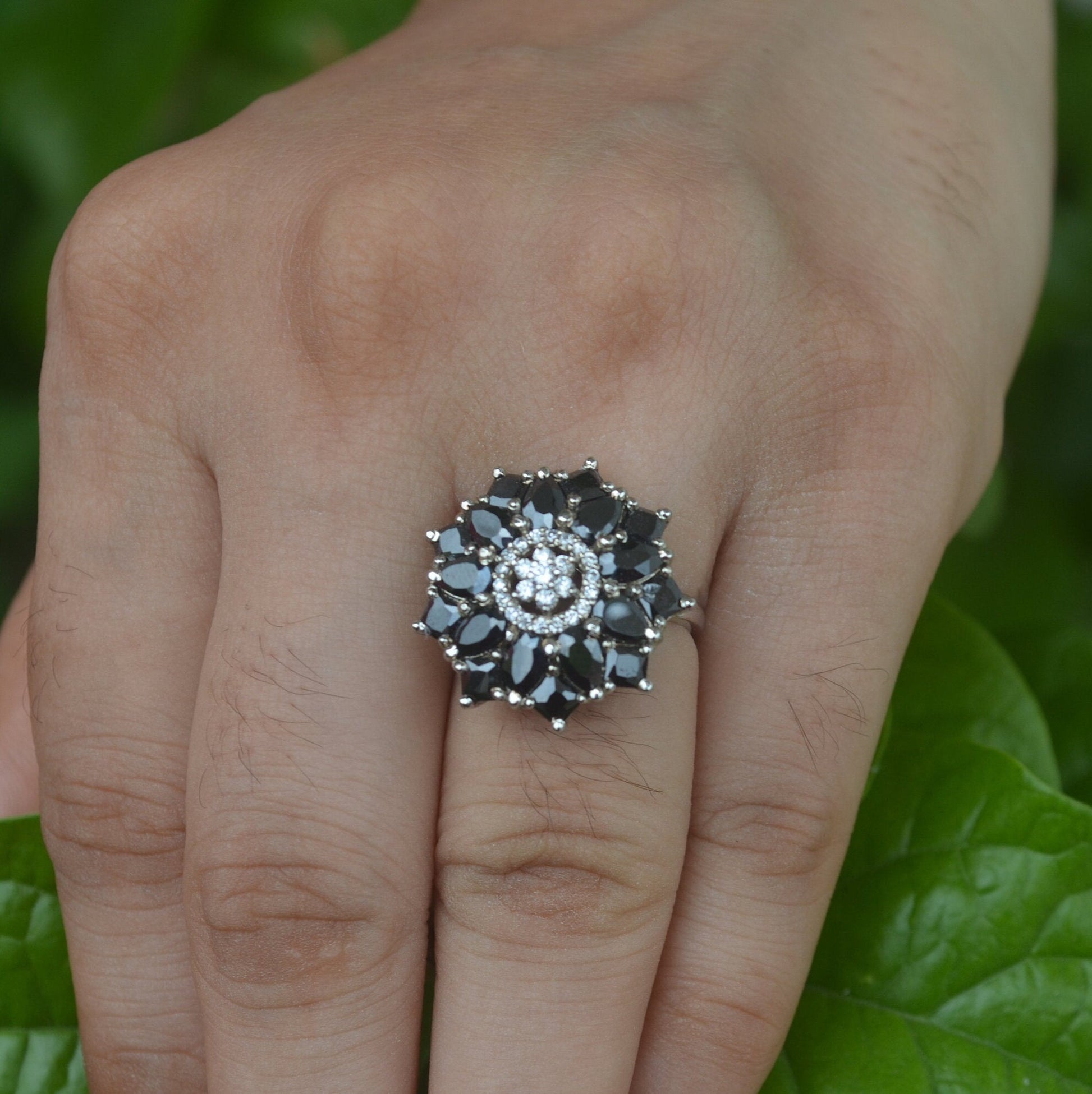 Engagement ring,Black onxy floral statement ring